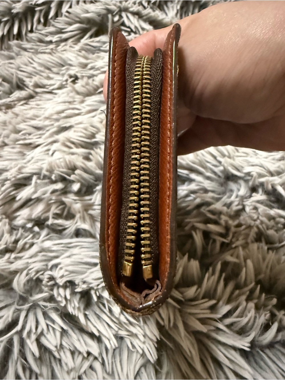 Louis Vuitton Monogram Zip Around Vintage Wallet - Picture 6 of 14